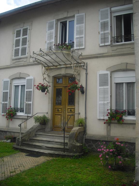 Appartement Logis Balneen Bains-les-Bains Ngoại thất bức ảnh